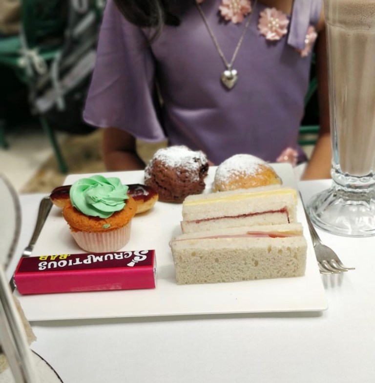 8E11C66D-C98F-458C-86BC-704310BD91FE